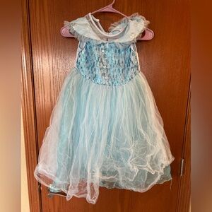 Princess dress blue size 6-7